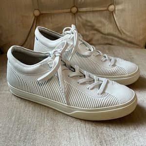 Rothy’s The Lace Up Sneaker